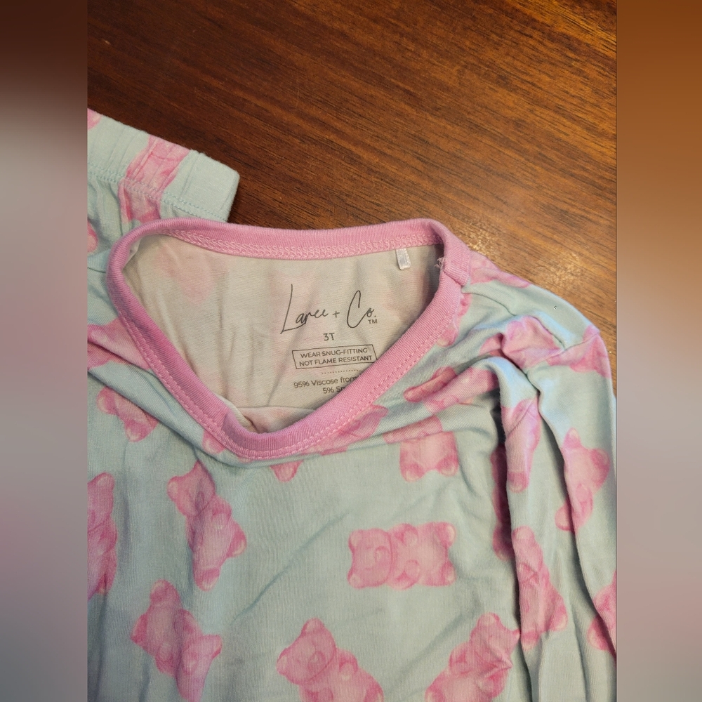 Laree&Co. Bamboo Pajama Set